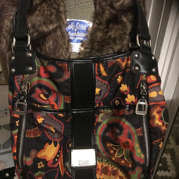 Tyler Rodan Handbags - Tyler Rodan Paisley Purse